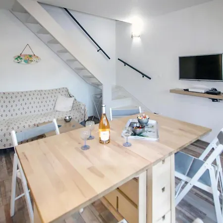 Stunning In Les Maures With Kitchen